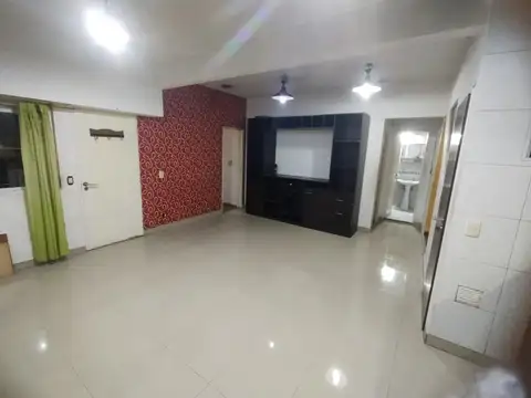 Depto Tipo Casa en Alquiler de 3 ambientes