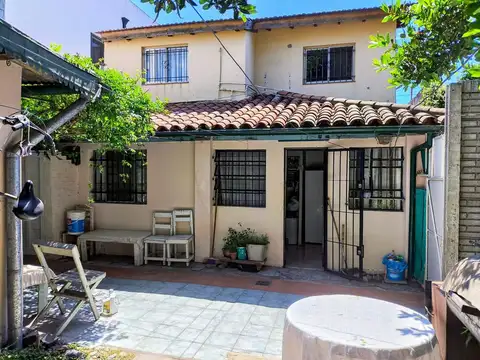 Depto Tipo Casa en Venta de 5 ambientes