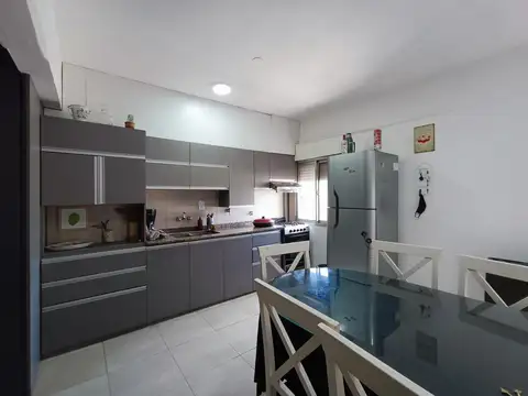 VENTA - 2 Departamentos en planta alta y Galpón - Belgrano, Rosario.