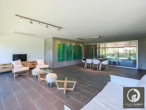 Departamento en Alquiler con 1 cocheras