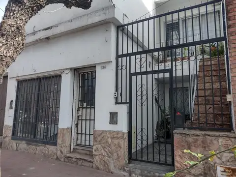 Casa en Venta en Alto Alberdi, USD 72.500