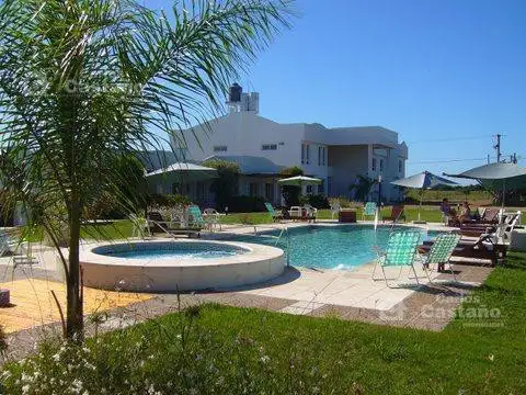 Hotel en Venta en Federacion, USD 900.000