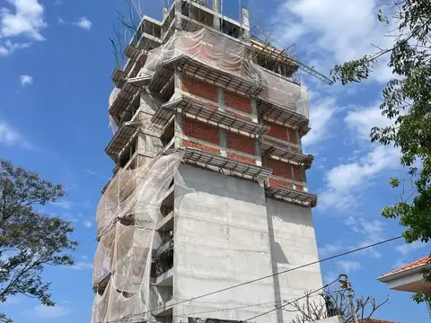Departamento en Venta con 1 cocheras