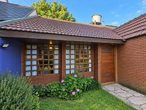 Depto Tipo Casa en Venta de 4 ambientes
