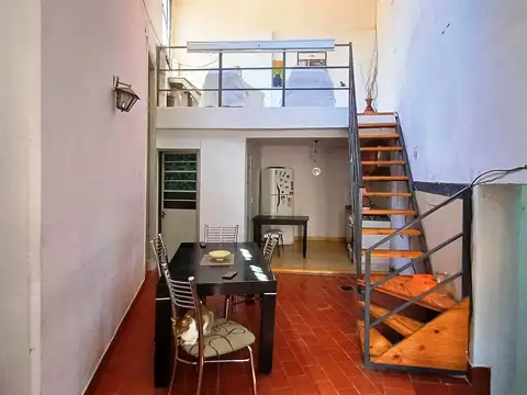Depto Tipo Casa en Venta 47 años