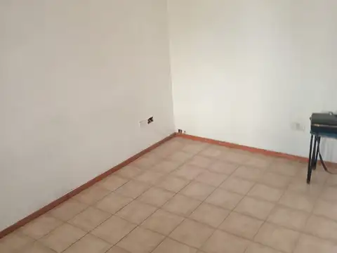 Departamento en Alquiler en Floresta Norte, $ 450.000