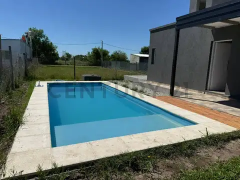 Casa en Venta con 1 cochera