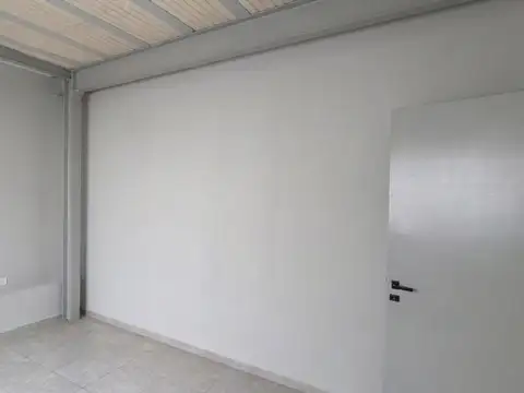 Depto Tipo Casa en Alquiler en Boca, $ 700.000