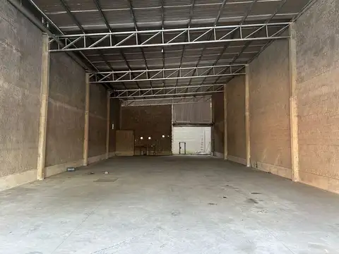 Galpon en Venta 10  mts Frente