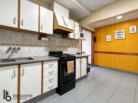 Depto Tipo Casa 4 ambientes con 2 baños