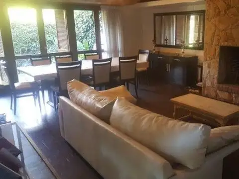 Casa en Venta en Divino Rostro, USD 300.000