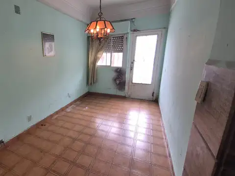 Haiti 3900, Piso PB