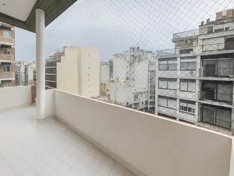 BELGRANO ALQUILER OFICINA 2 DESPACHOS SALA DE ESPERA TERRAZA