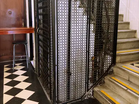 Departamento en Venta 80 años