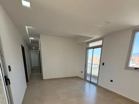 Departamento en Alquiler de 4 ambientes