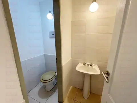 Local en Alquiler Via Púb.