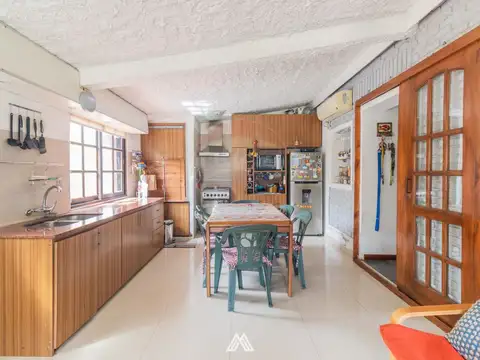 Venta Casa 5 dormitorios Costa Azul Canelones