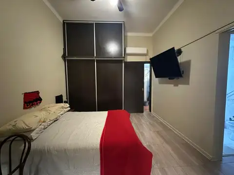 Eduardo Acevedo 100, Piso PB