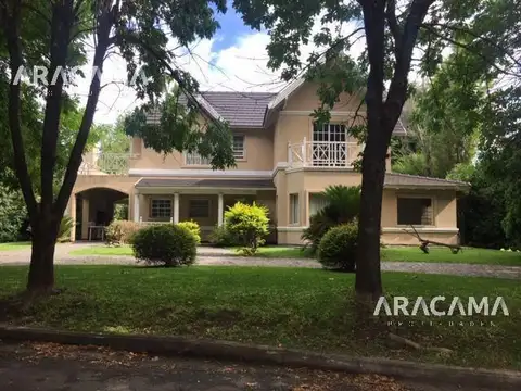 Casa en venta en Solar del Bosque - Canning