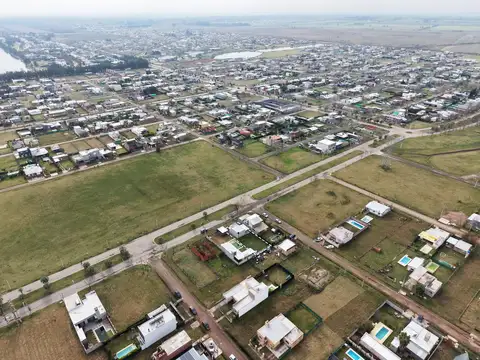 Bv Esperanza al 800