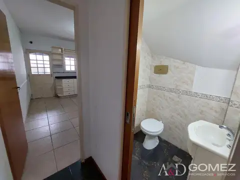 Departamento en Alquiler con 1 cocheras