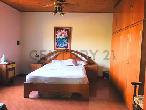 sarmiento 100, Piso 0