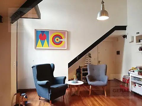 Excelente PH con dos dormitorios y escritorio en Palermo