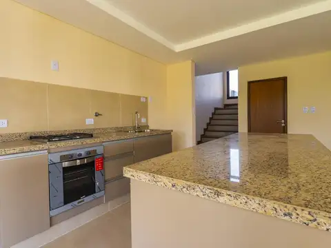 Casa en Venta al Oeste