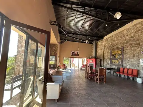 Casa 4 ambientes con 4 baños