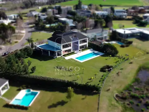 Casa en Venta en Haras Santa Maria, USD 850.000