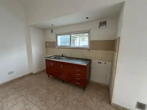 Departamento en Alquiler en Villa Bosch, $ 420.000