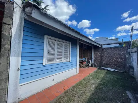 Inmueble Multivivienda de 570 m² c/ 4 Casas y Garaje - Av. V. Fair 74, M. Grande