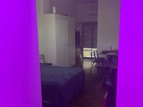 congreso   monoambiente al  frente con balcon  cocina separada y baño ideal vivienda o renta  clasica o temporaria. a mts del congreso.