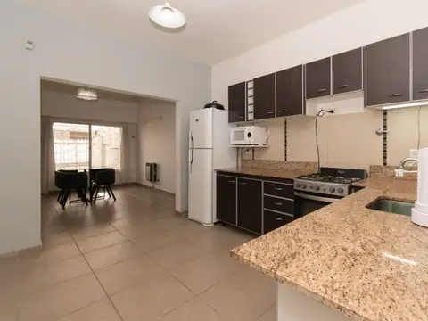 Casa en venta Caseros, 2 dormitorios.