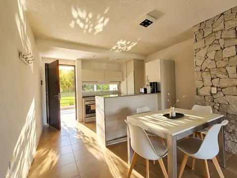 Departamento en Alquiler Temporal en Mar de las Pampas, USD 800