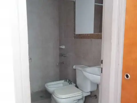 Casa  en Alquiler en Zarate Centro, Zárate, G.B.A. Zona Norte