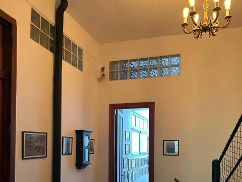 Isabel La Catolica 700, Piso 1