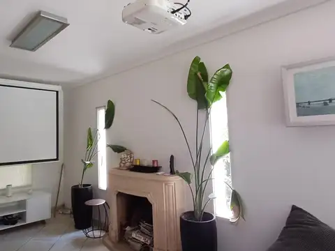 Casa en Alquiler Temporal con 2 cocheras