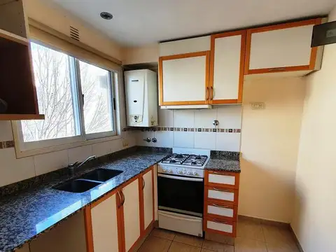 Departamento en Alquiler en Florida Mitre/Este, $ 800.000