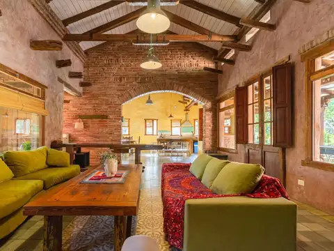 Casa en Venta en Belen De Escobar, USD 360.000