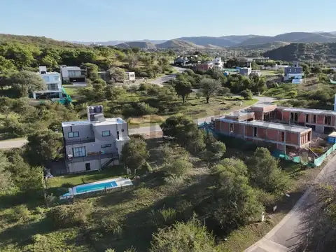 LOTE COLINAS DE LA DESEADA COUNTRY