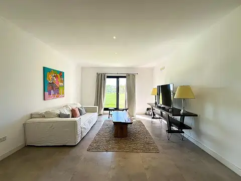 Casa en Alquiler 1 año