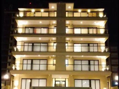 Alameda 203 e/ Av. Bs As y Bosque Gesell