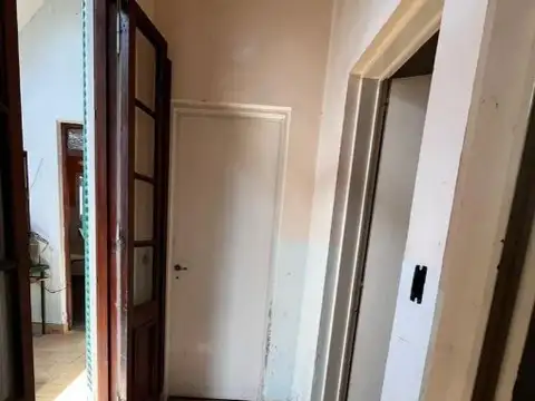 Gral César Díaz 5200 Vélez Sarsfield Casa 4amb U$250.000