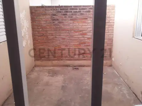 Julio Cortazar 600, Piso 0