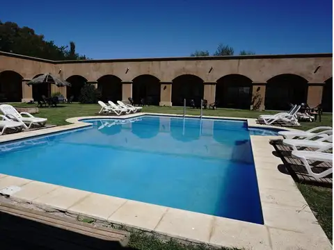 HERMOSO COMPLEJO CON SPA - LOBOS - TODAS LAS COMODIDADES