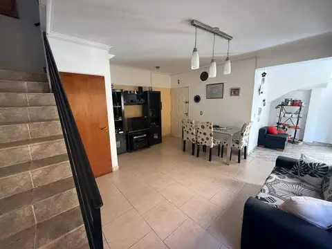 Depto Tipo Casa en Venta 15 años