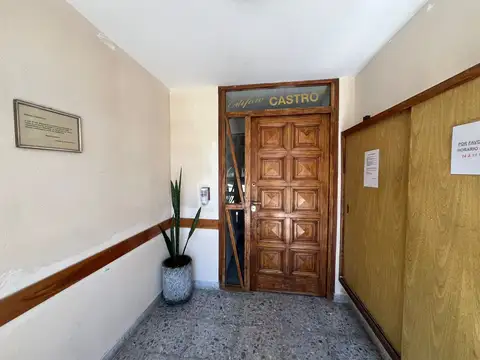 58 100, Piso 1