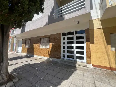 58 N° 168 DTO 11 (120425) Dpto en Av. principal!