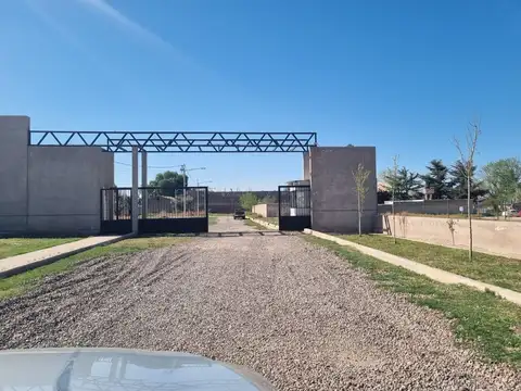 Casa en Venta en Russell, USD 65.000